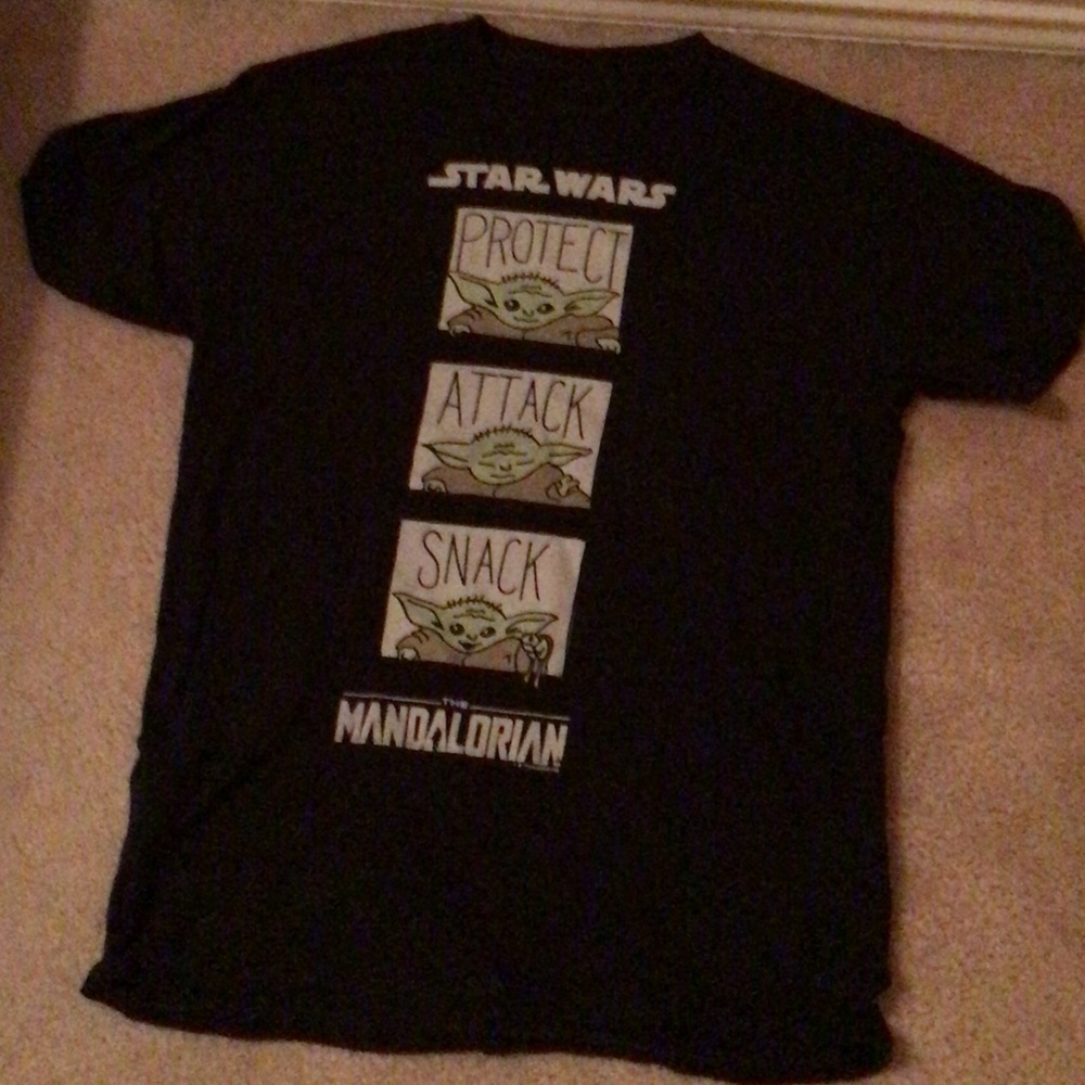 Baby yoda shirt!